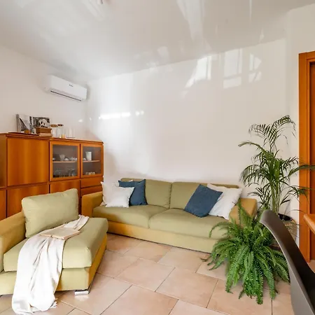 Appartement Golden 2 - Just Few Steps From The Dervio